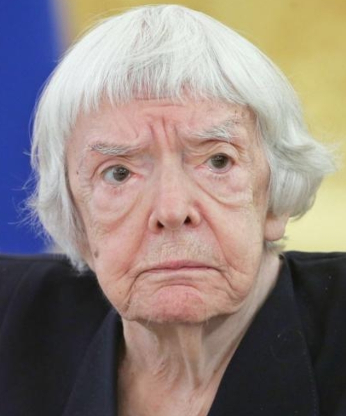 Людмила Алексеева