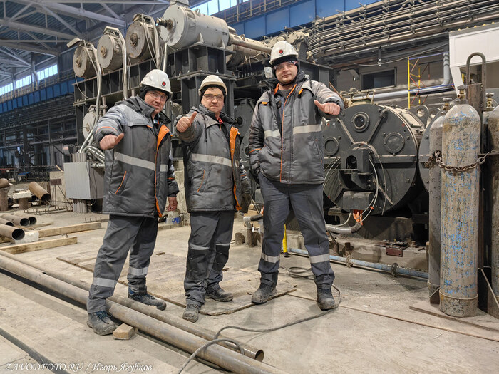 Из серии «Именно они делают Россию великой» - снято мной на «Уральская Сталь»