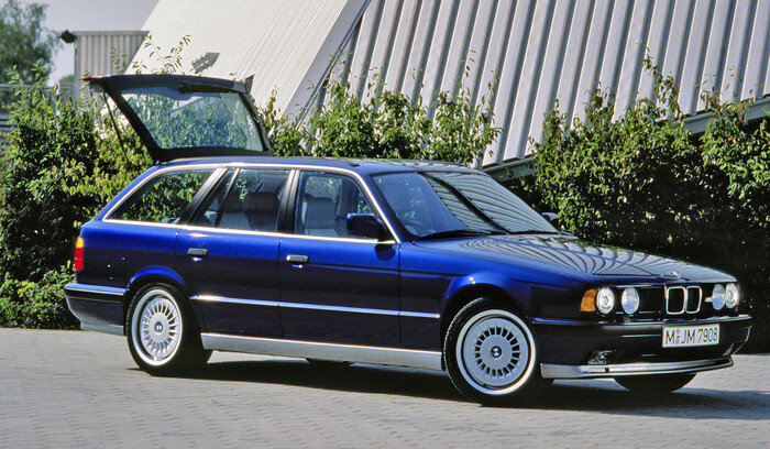 BMW M5 Touring E34