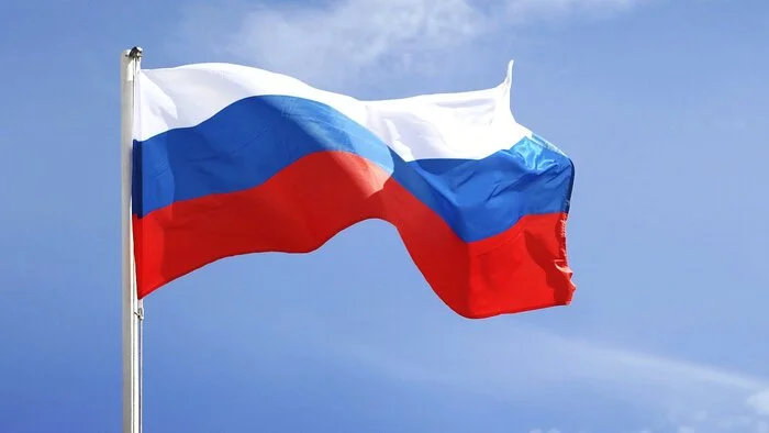 Russian Flag Day. How can you use a flag? - My, Russia, Flag, Tricolor, Holidays, Politics, Law, Symbols and symbols, Flag Day