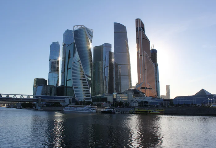 Rising above the river - My, The photo, Moscow, River, Skyscraper