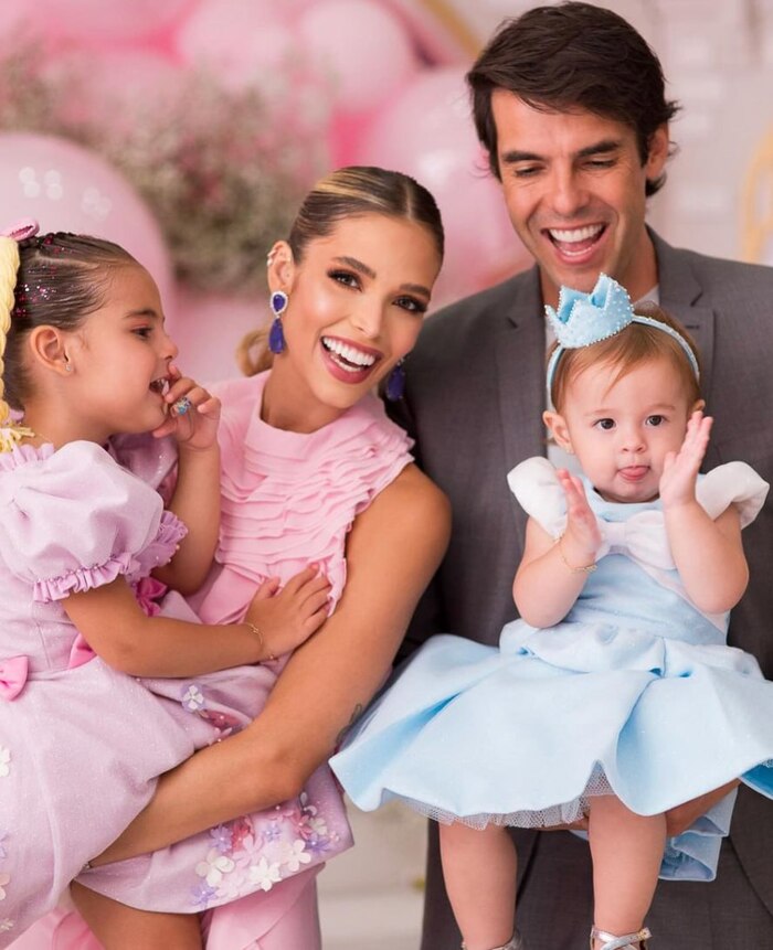 Кака, Карол и их дочери