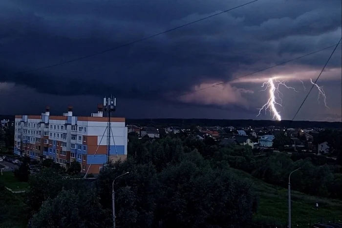 Storm - My, Velikiy Novgorod, Thunderstorm, Night city, The photo