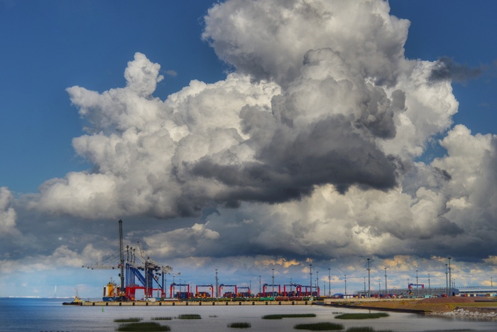 Облака над Бронкой