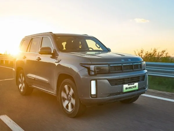 The electric version of the Beijing BJ60 Thunder Magic Core is officially presented and is available in five- and seven-seat variants - Crossposting, Pikabu publish bot, Beijing, Thunder, Magic, Core, Telegram (link)