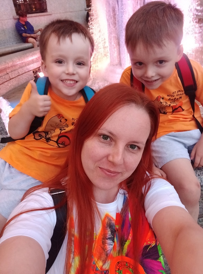 Моя прелесть с плодами наших трудов.