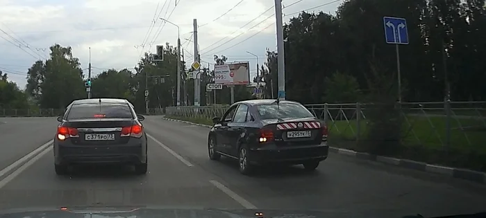 N 295 TK 73 turns in violation of the markings - My, Ulyanovsk, Driver, Traffic rules, Safety, Auto, Motorists, Video, Soundless