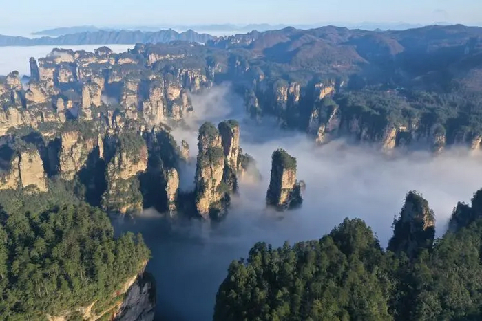 Чжанцзяцзе - это место съемок фильма "Аватар".Именно здесь черпается вдохновение.