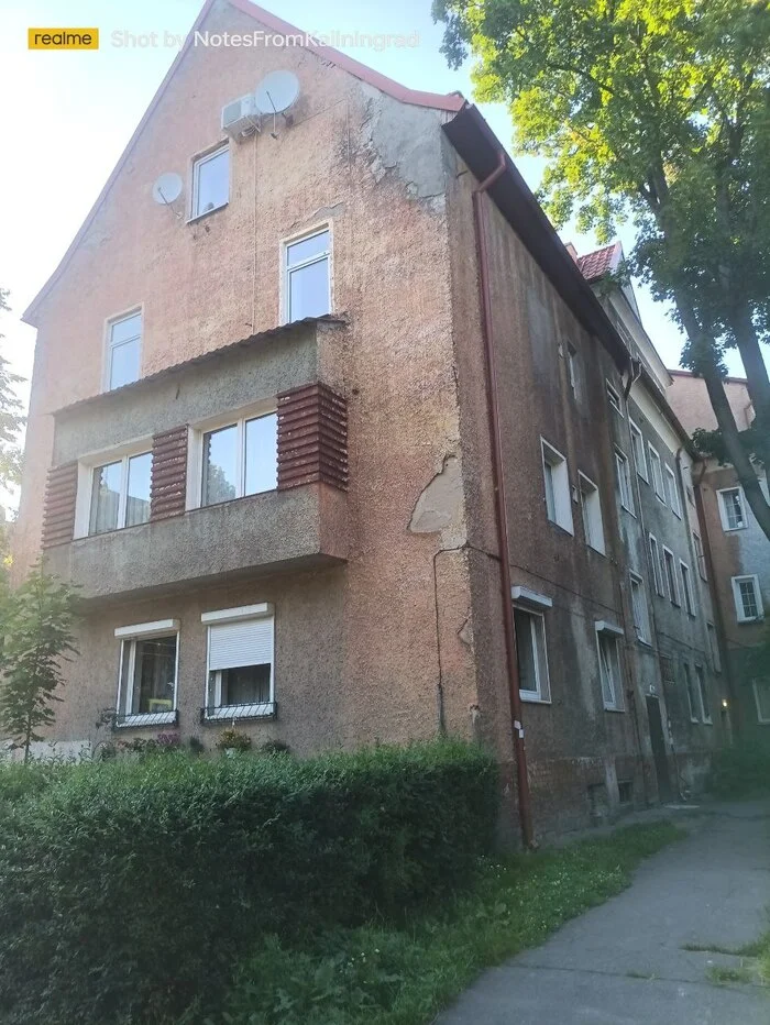 Two residential buildings from the early 20th century - My, Kaliningrad, Kaliningrad region, City walk, Street photography, The photo, Architecture, Longpost