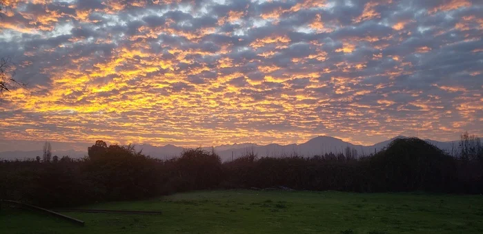 Another picture for the mystery sponsor! - My, South America, A bike, Bike trip, Cyclist, Sunset, Chile, Solo travel, Travels, The mountains, beauty, Andes, Kindness, Public support, Donations, Donut, Donates to Peekaboo, Gratitude, The photo