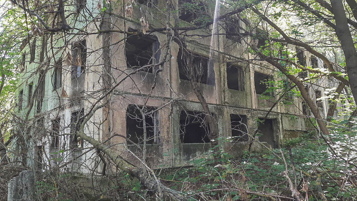 спальный корпус, вид с другой стороны