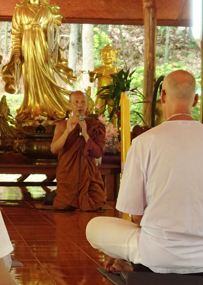 Life in a Buddhist monastery (1/2) - Buddhism, Monastery, Thailand, Longpost