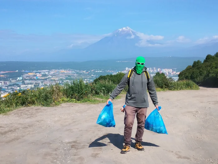 It doesn’t matter to me where to collect garbage - My, Garbage, Chistoman, Koryaksky Volcano, Kamchatka, Petropavlovsk-Kamchatsky