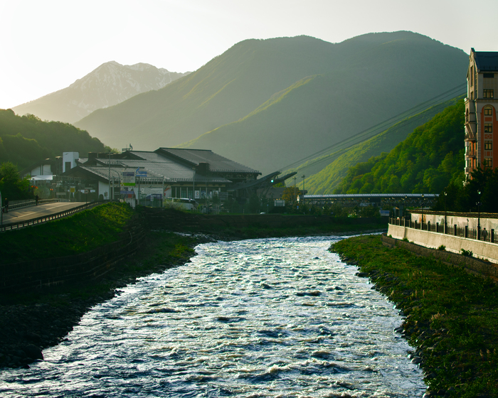 Река и горы