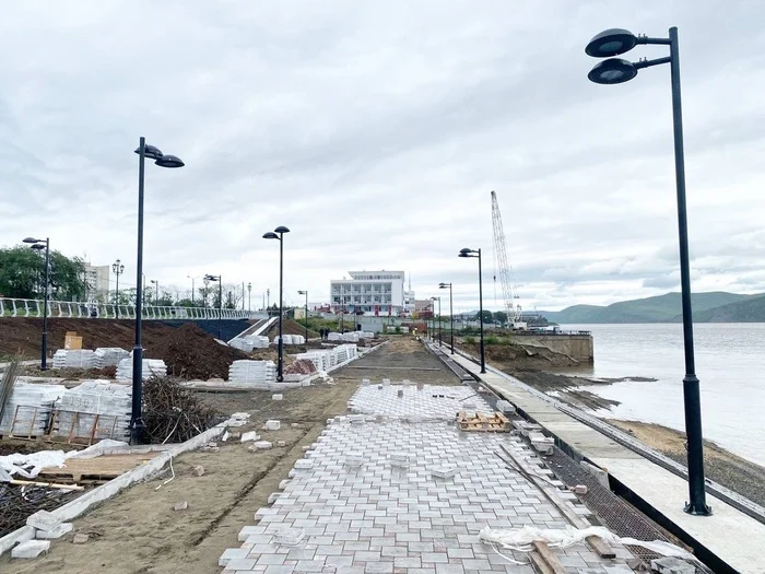 TrueMorfei's answer to “How the Moscow government is rebuilding Donetsk” - My, Donbass, DPR, Photographer, The photo, Donetsk, Street photography, The park, Reply to post, Longpost, A wave of posts, Politics, Komsomolsk-on-Amur, Khabarovsk region