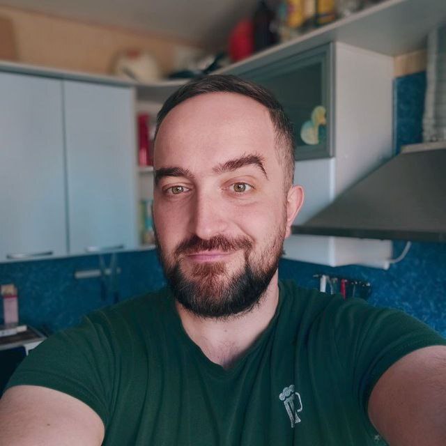 Hi all! I'm looking for friends, associates:) My name is Andrey, for friends Andrew. 35 years old. Chelyabinsk))) - My, Friends-Lz, Reading, Board games, Childhood of the 90s, The Witcher 3: Wild Hunt, Explosive Kittens (board game), Lumen, Walk, Longpost