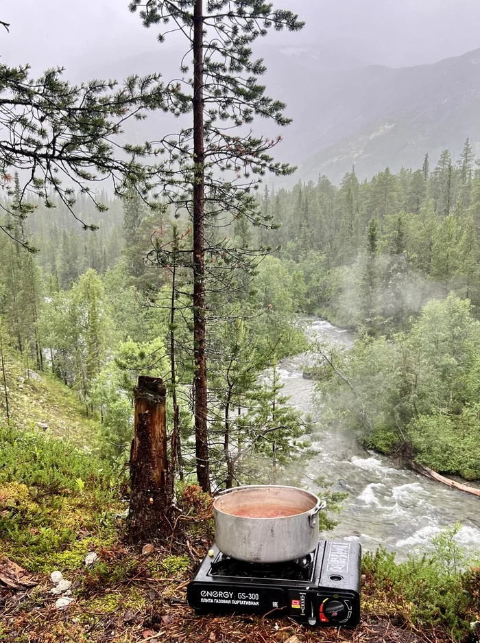 For borscht lovers, camping conditions are not a problem - My, Khibiny, Borsch, Longpost