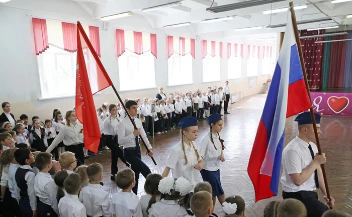 RBC: Moscow school assemblies to be held without parents - news, Politics, Russia, Moscow, September 1, School, Children, Safety, Society, RBK, Telegram (link), VKontakte (link)