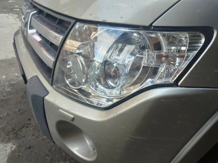 Grinding, polishing and armoring of headlights on Pajero 4 - do it yourself - My, Needlework with process, Rukozhop, With your own hands, Mitsubishi Pajero, Longpost