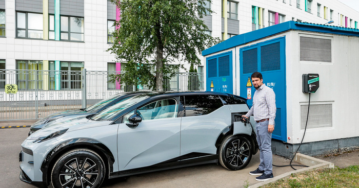 К 2030 году сеть зарядных станций в Москве увеличится до 30 000