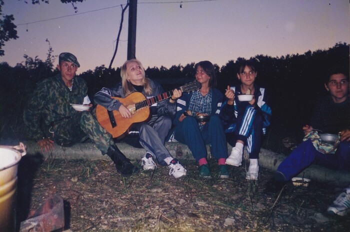 Школьные походы. Я ходила не часто, но если ходила, то было весело. Пою))