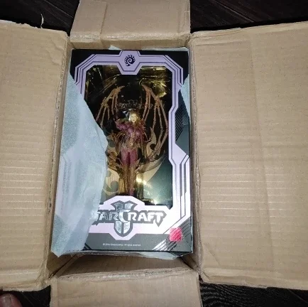 Parcel with Sarah Kerrigan - AliExpress, Products, Chinese goods, Starcraft, Starcraft 2, Figurines, Collecting