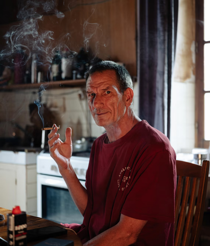 Матье в доме своего отца