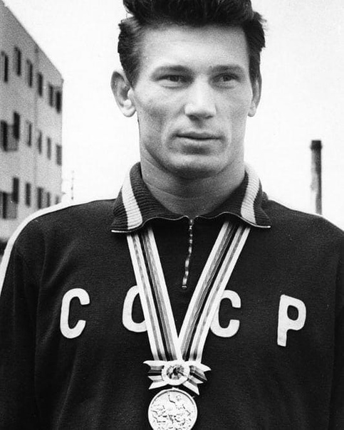 Three-time Olympic champion in freestyle wrestling Alexander Medved passed away at the age of 87. Eternal memory - Fight, Sport, Athletes, The photo, Death, Negative, Longpost, Obituary, Champion