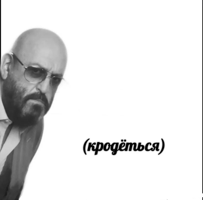 На будильник поставил, на завтра...