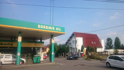 Boromir came to success - Lord of the Rings, Tolkien, Gas station, Romania, Humor