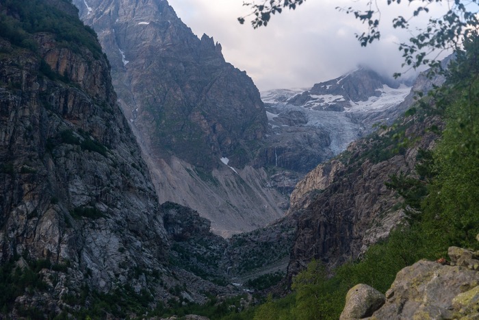 Мы оттуда пришли.