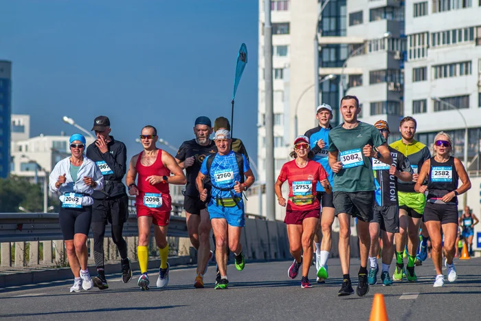 Photos from the marathon in Yekaterinburg (11.08.2024) - My, Images, Marathon, Yekaterinburg, The race, Street photography, Longpost