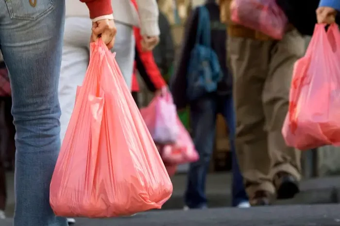 The process of evaporating plastic allows bags and bottles to be recycled indefinitely - Research, Scientists, The science, Ecology, Garbage, Plastic, Waste recycling, Yandex Zen (link)