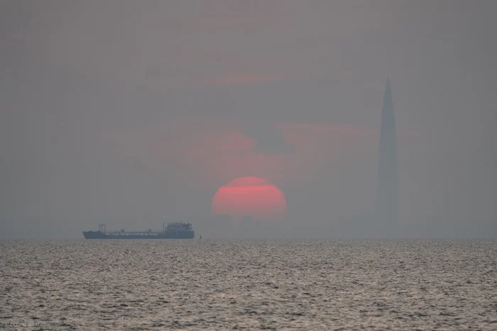 Восход Солнца над Лахта Центром - Моё, Фотография, Санкт-Петербург, Финский залив, Восход, Лахта-Центр, Длиннопост