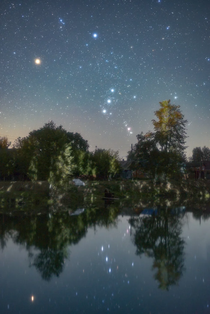 Orion Rising - My, Orion, Orion nebula, Starry sky, Astrophoto, Reflection, Village, Landscape, Chuvashia