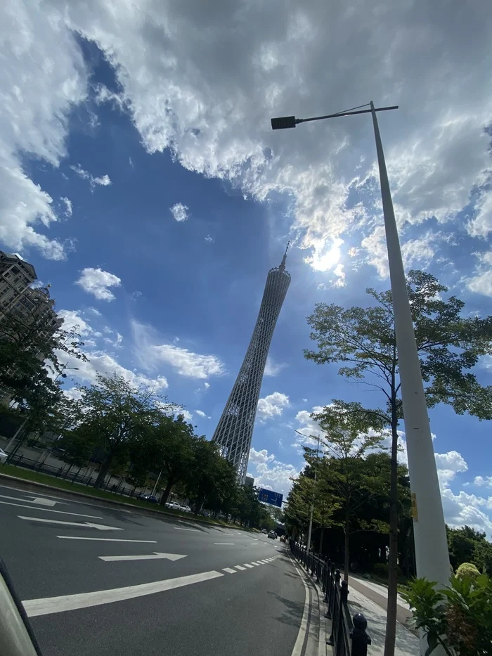 Hello everyone, my name is Dayo and I am from Guangzhou, China - My, Chinese, China, Trade, Blog, Vertical video, Asia, Living abroad, Longpost
