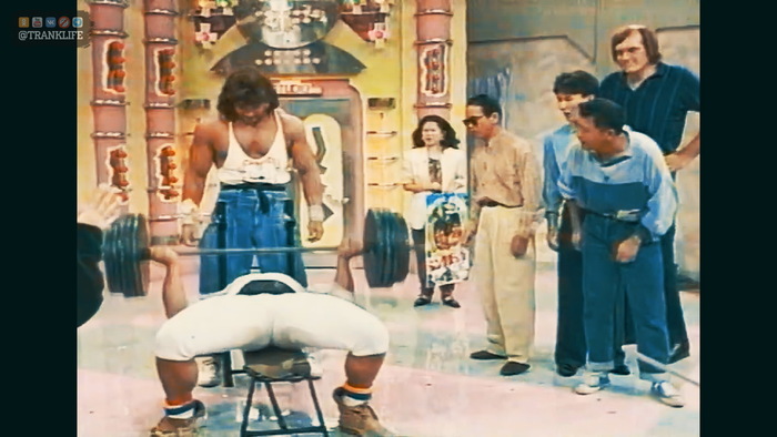 БРАТЬЯ ВАРВАРЫ ШОКИРУЮТ ЯПОНЦЕВ ОБРАТНЫМ ХВАТОМ