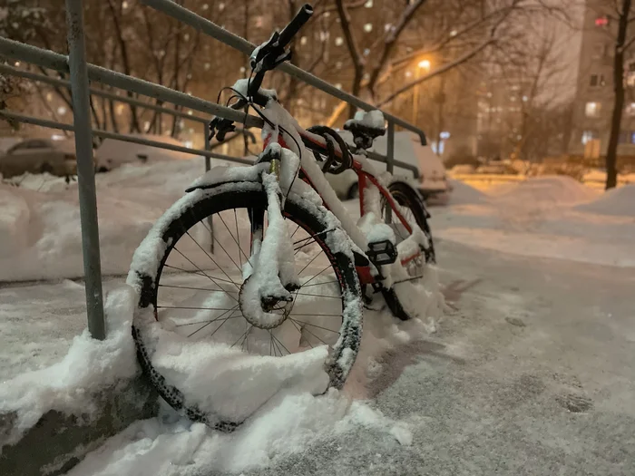 Couriers have higher salaries than young engineers - My, Low salary, Work, Salary, Labor Relations, Poverty, Engineer, Courier, Income, Career, Longpost