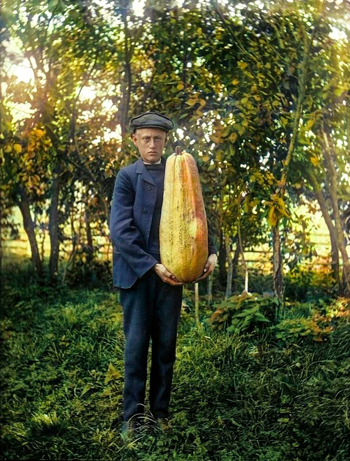 Осколки истории : Интересные и редкие ретро-фотографии Европы. 20 раскрашенных фотографий ХХ века. Часть VII Историческое фото, Старое фото, Франция, Норвегия, Швеция, Германия, Нидерланды (Голландия), Испания, Италия, 20 век, Колоризация, Длиннопост