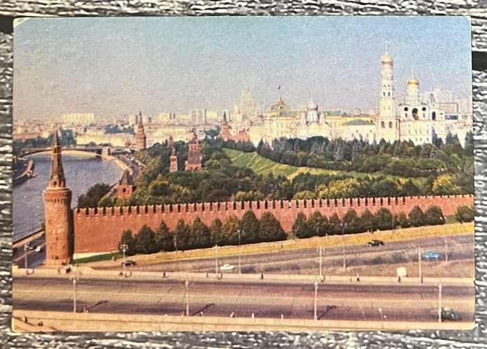 ������ ������, ����� �� ������������� ������ ��� ������ ���������������� ������, � ����� ������� �� ���� �������� ���� ������ ��������� � �� ������� ������� ������ ����. 1975 ���.