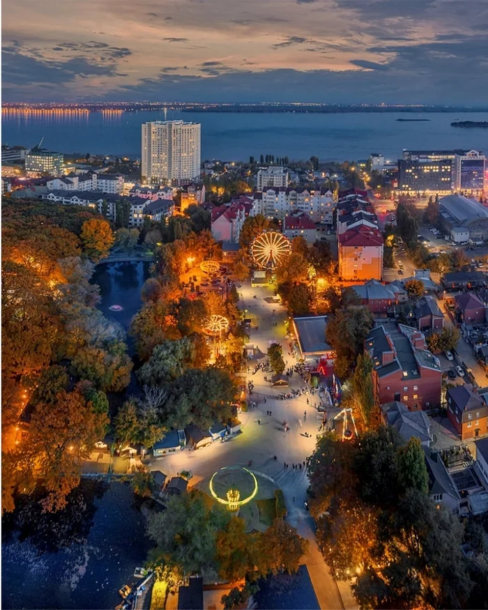 Night Saratov - Saratov, Engels city, Volga river, The photo, Night, Night city, The park