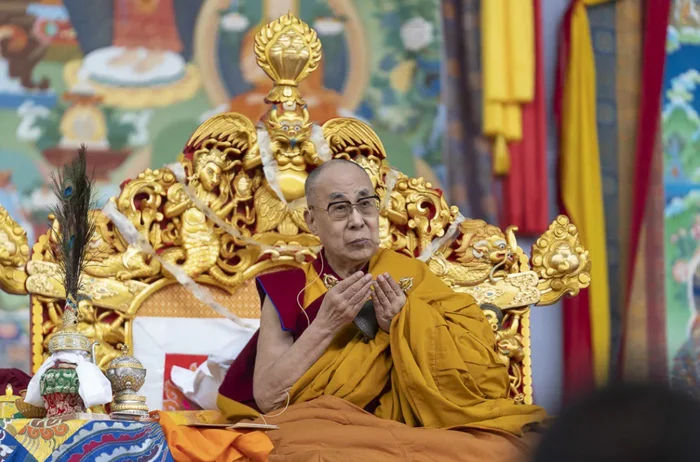 Why the Dalai Lama Thinks Religion Is Totally Unimportant to Humanity's Future - My, Wisdom, Person, Books, Philosophy, Critical thinking, Longpost