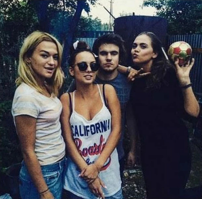 Фото с той самой вечеринки