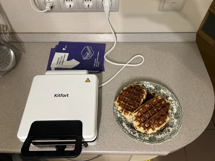 Made waffles using Kitfort waffle maker - My, Kitfort, Waffle iron, Video