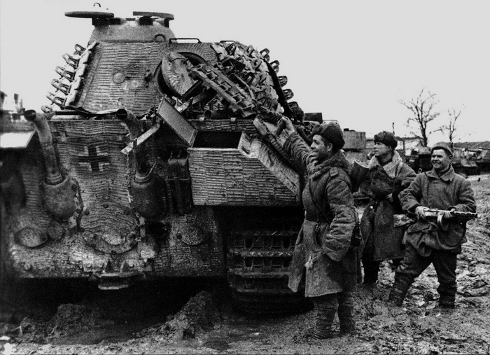  1944  , , , , , , ,  ,   