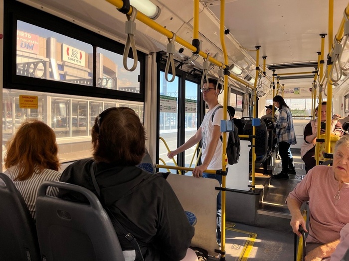 ����� �������������/�� ��������� �������