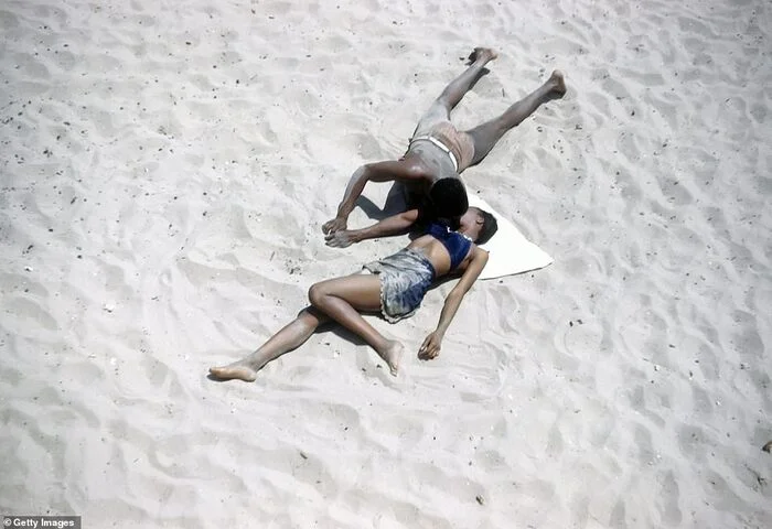 Coney Island in 1948 - Old photo, Past, Historical photo, Coney Island, Brooklyn, New York, USA, History (science), 1948, Retro, Longpost