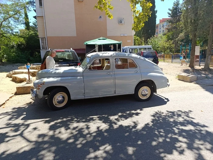 Not Pobeda but Rocket) - Car, Motorists, Auto repair, Spare parts, Gaz M-20 Pobeda, Gas, Retro car, Tuning, Retro, Video, Vertical video, Longpost