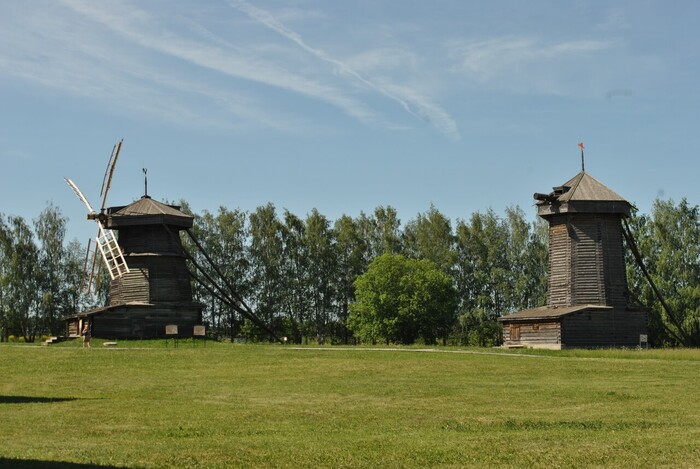 Суздаль. Музей деревянного зодчества. Фото: <a href="https://pikabu.ru/story/kuda_poekhat_v_suzdale_muzey_derevyannogo_zodchestva_11793501?u=https%3A%2F%2Fvk.com%2Fegortravelguide&t=%D0%95%D0%B3%D0%BE%D1%80%20%D0%9F%D0%B0%D1%80%D1%84%D0%B5%D0%BD%D0%BA%D0%BE%D0%B2%20%2F%20%D0%92%D0%9A%D0%BE%D0%BD%D1%82%D0%B0%D0%BA%D1%82%D0%B5&h=c4e91d5478ced1cb0f339de295a84d96c17eead5" title="https://vk.com/egortravelguide" target="_blank" rel="nofollow noopener">Егор Парфенков / ВКонтакте</a>