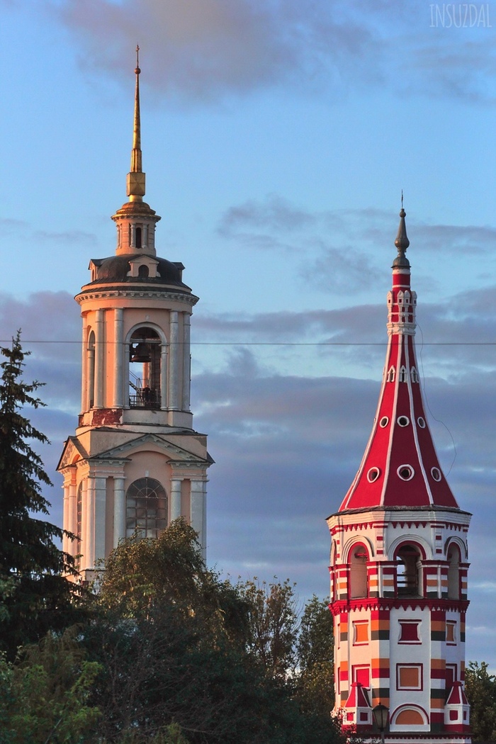 Суздаль. Музей колоколов. Фото: <a href="https://pikabu.ru/story/muzey_kolokolov__uvidet_suzdal_s_vyisotyi_ptichego_poleta_11793525?u=https%3A%2F%2Fvk.com%2Finsuzdal&t=insuzdal%20%2F%20%D0%92%D0%9A%D0%BE%D0%BD%D1%82%D0%B0%D0%BA%D1%82%D0%B5&h=c370f0f0a3dbd4d6c97090cefe665105070f9eb7" title="https://vk.com/insuzdal" target="_blank" rel="nofollow noopener">insuzdal / ВКонтакте</a>